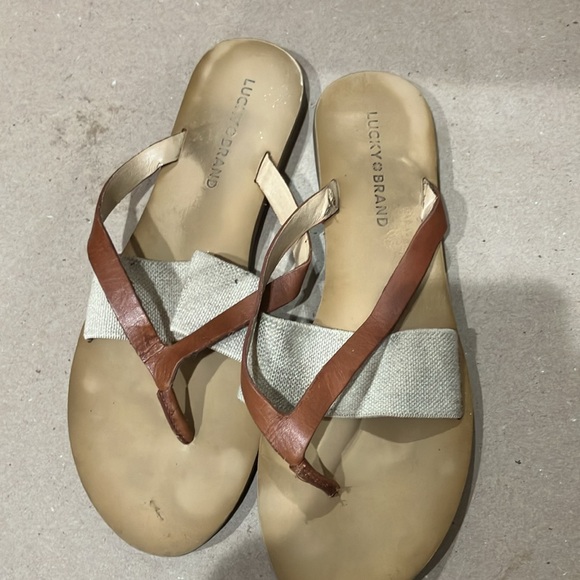 Sandals - Picture 2 of 3